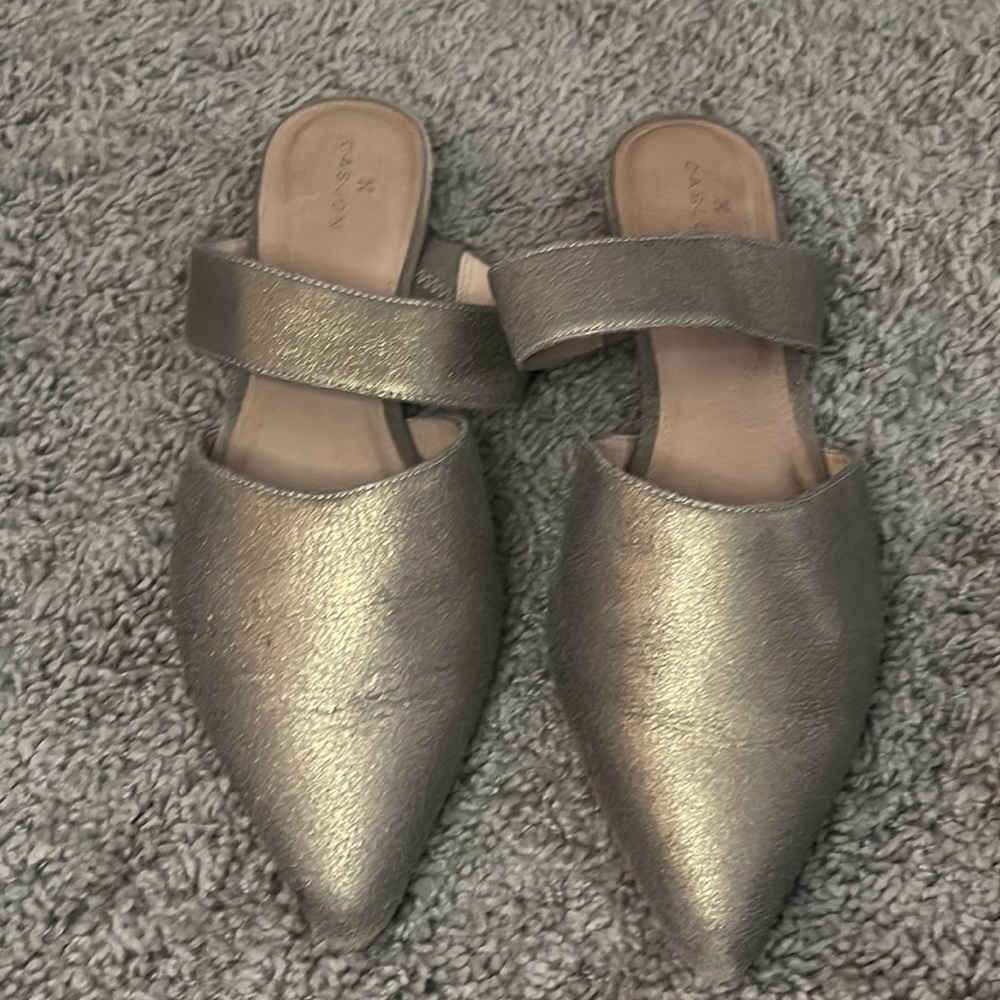 Caslon Mules